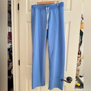Figs Women’s Livingston Basic Scrub Pants | Ceil Blue | Small, Regular Length